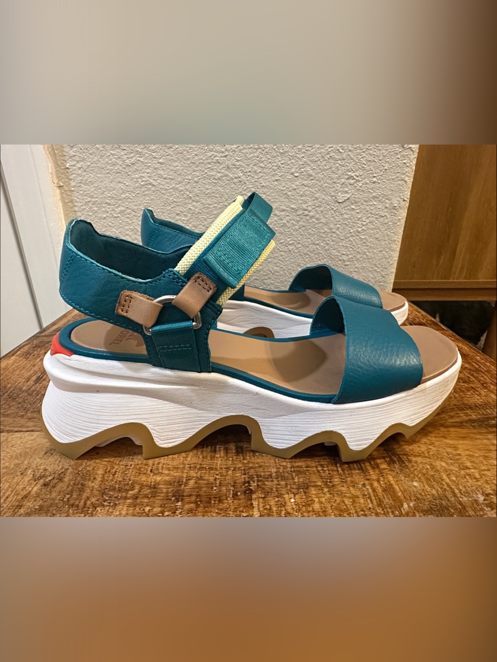 Sorel Kinetic Impact Platform Sandals – Size 9 - Picture 5 of 6